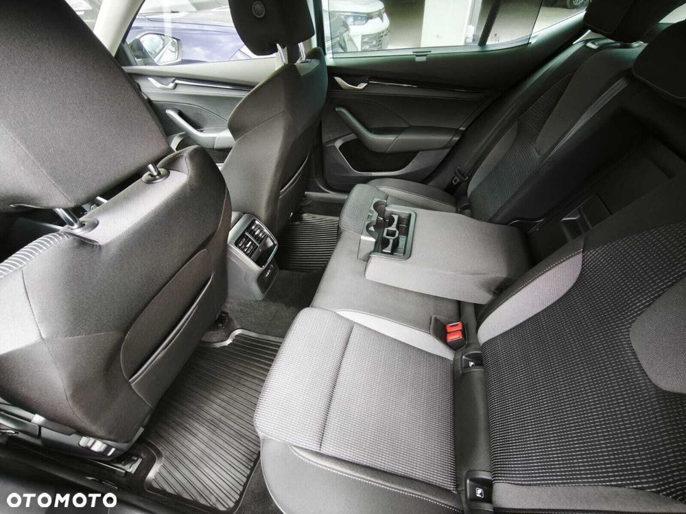 Skoda Octavia 1.5 TSI Selection - 20