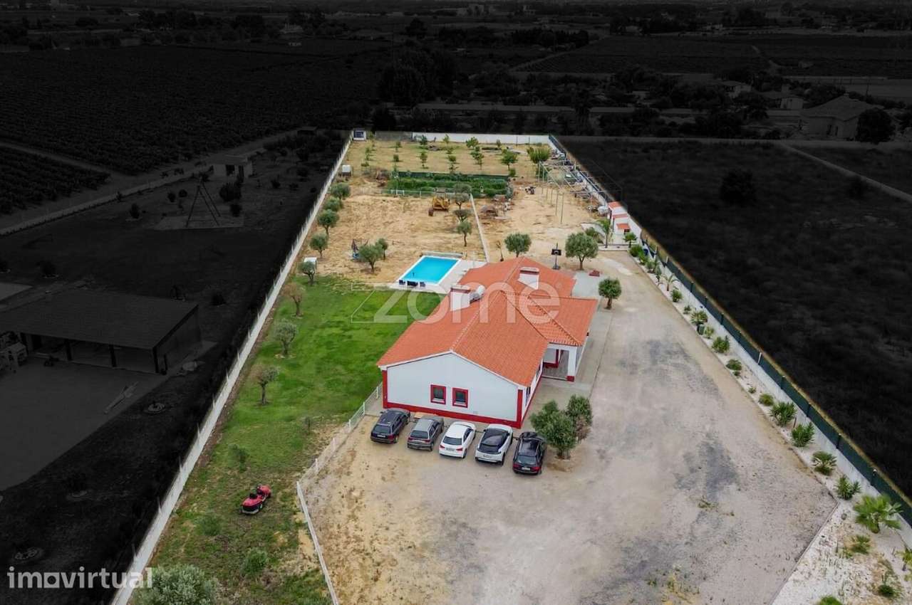 MORADIA TÉRREA T4 COM PISCINA E TERRENO DE 6.000 m² | PALMELA - Grande imagem: 5/27