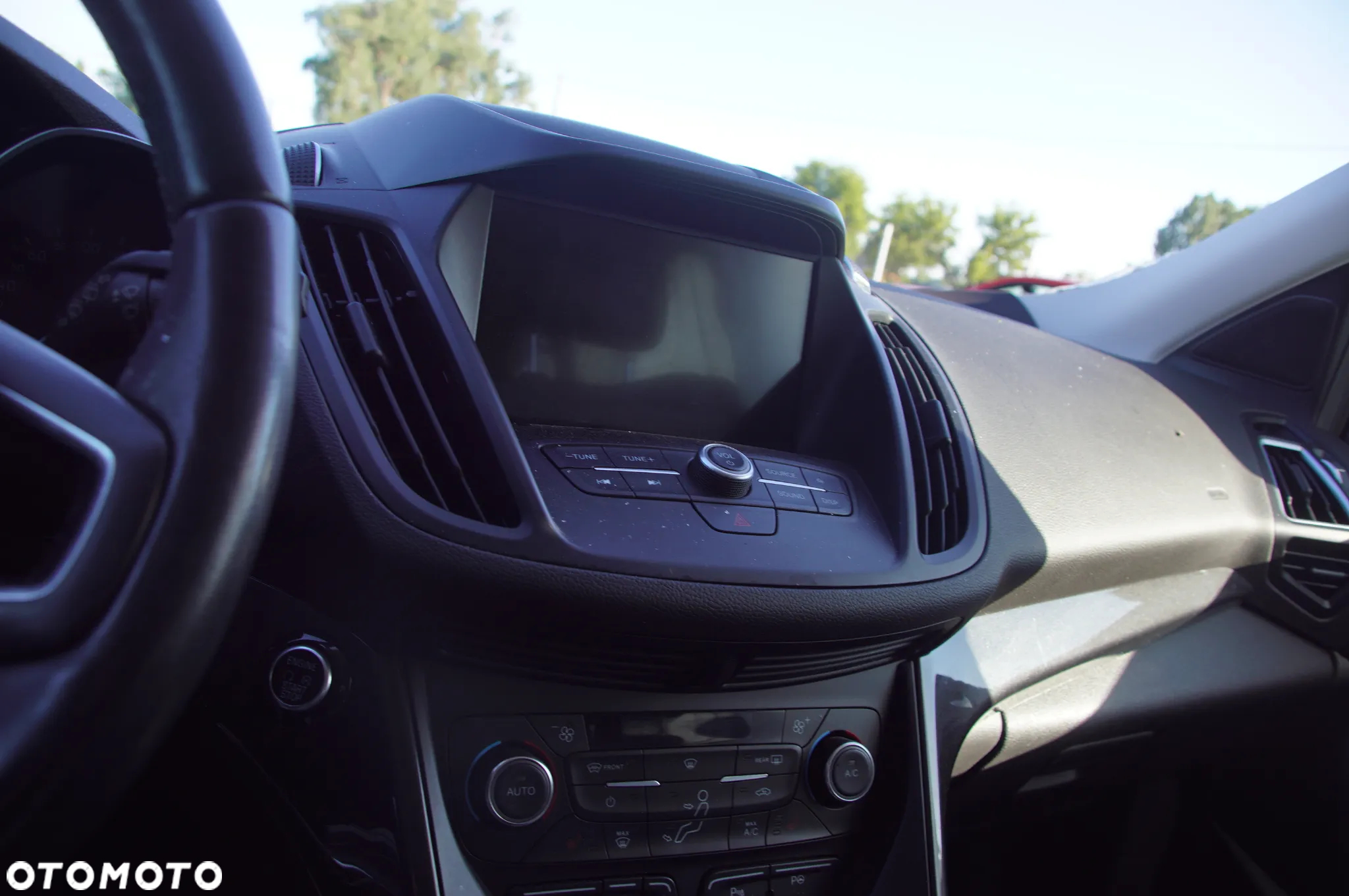 Auto na części - Ford Kuga MK2 2.0 TDCI 150 KM T7MA CMMT6 Shadow Black 2017R Drzwi Szyby Klapa Felgi Lampa Skrzynia Silnik - 14