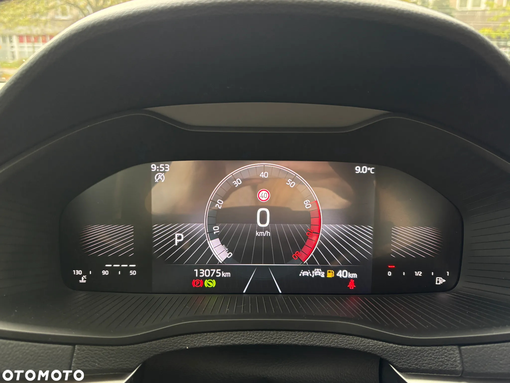 Skoda Karoq 1.5 TSI ACT Selection DSG - 13