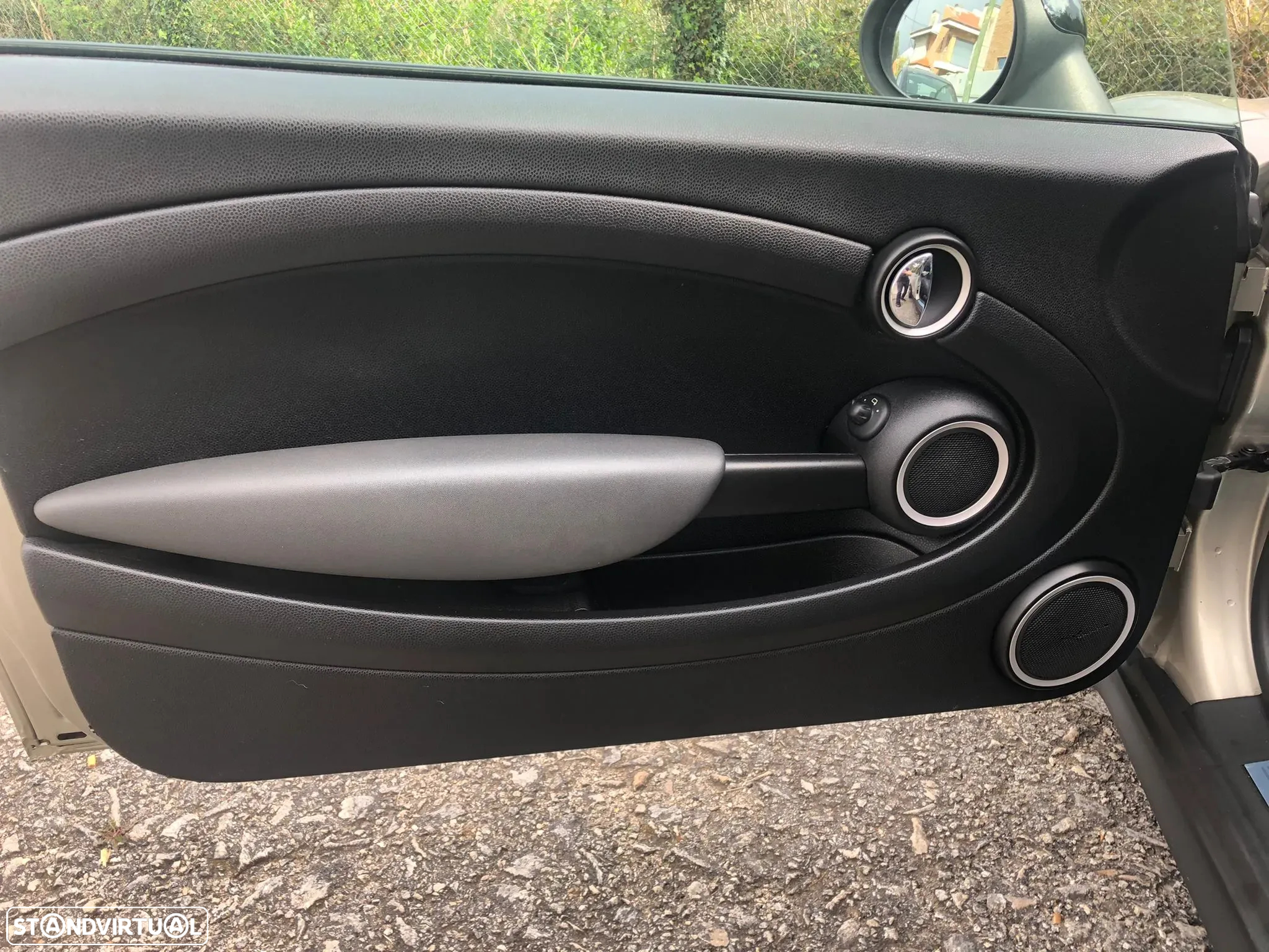MINI 3 Portas Cooper D - 27