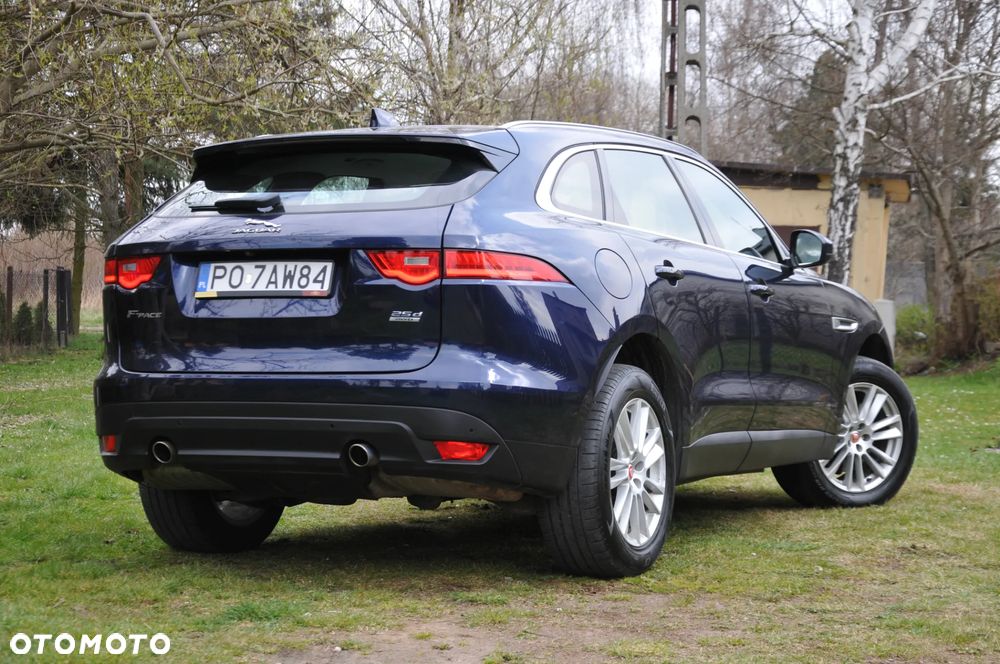 Jaguar F-Pace 2.0 i4D AWD Chequered Flag - 8