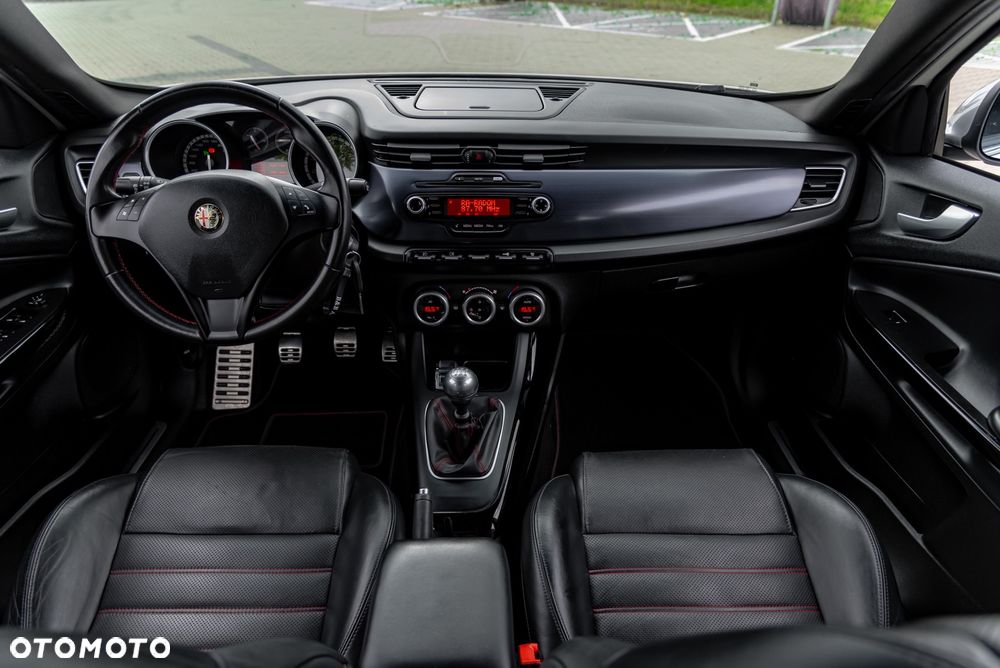 Alfa Romeo Giulietta - 25