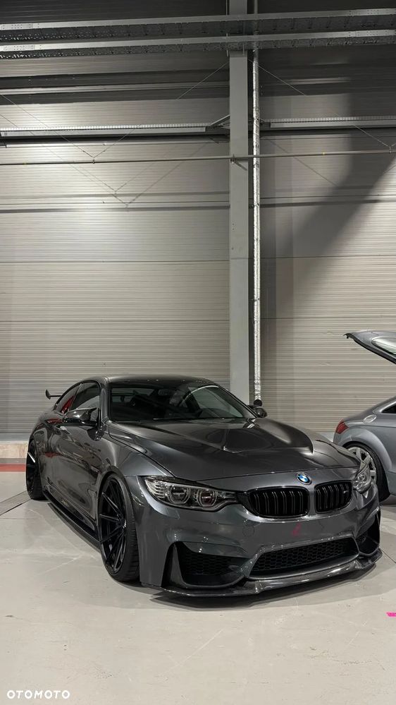 BMW M4 DKG - 3