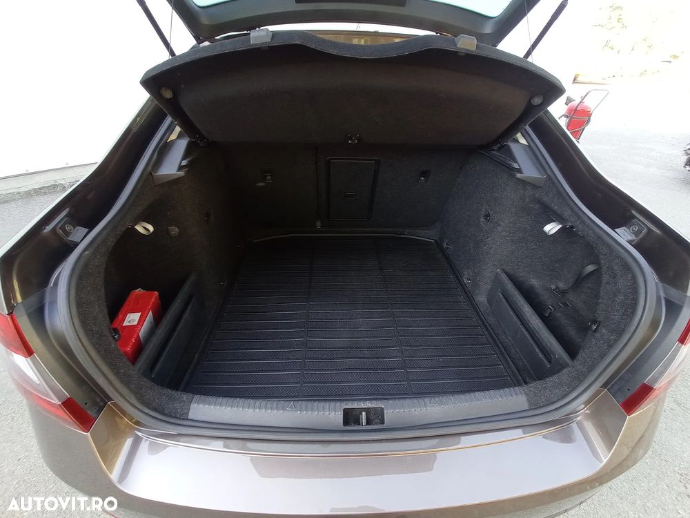 Skoda Octavia 2.0 TDI 4X4 STYLE - 29