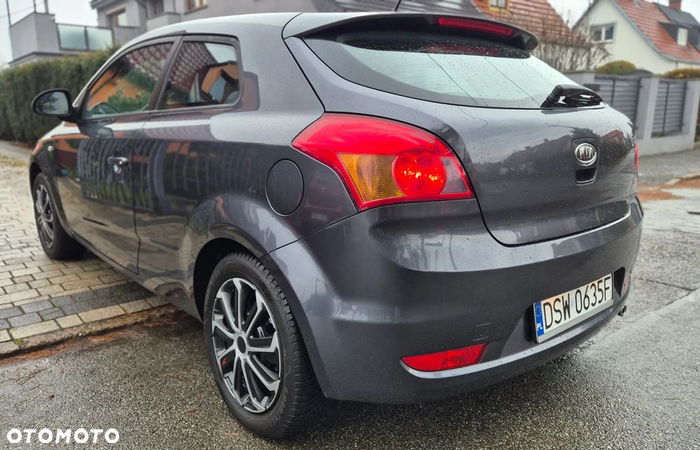 Kia ProCeed 2.0 CVVT Spirit - 11