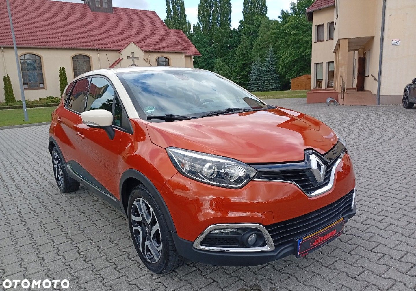 Renault Captur - 1
