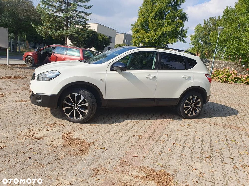 Nissan Qashqai 1.6 360 - 6