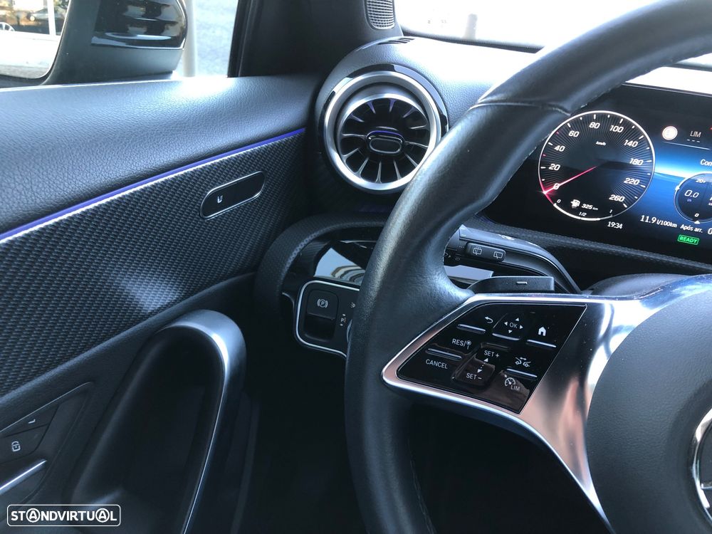 Mercedes-Benz A 250 e - 36