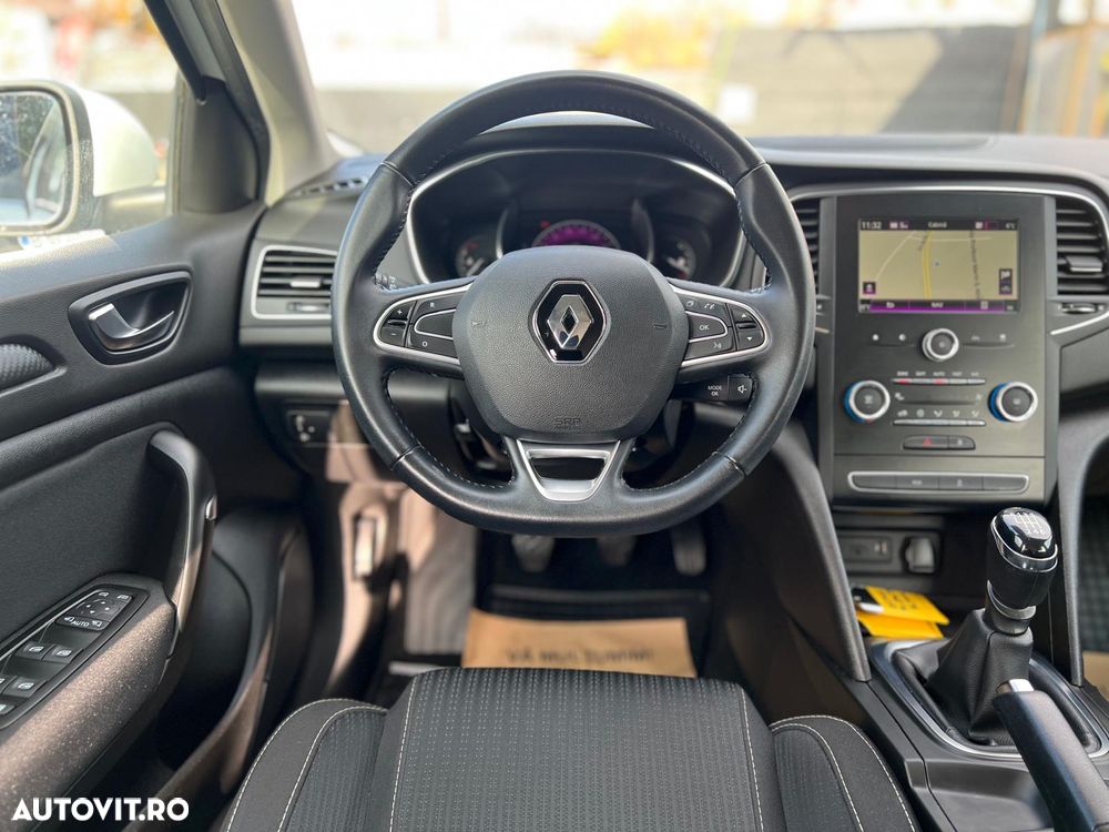 Renault Megane TCe GPF Business - 7