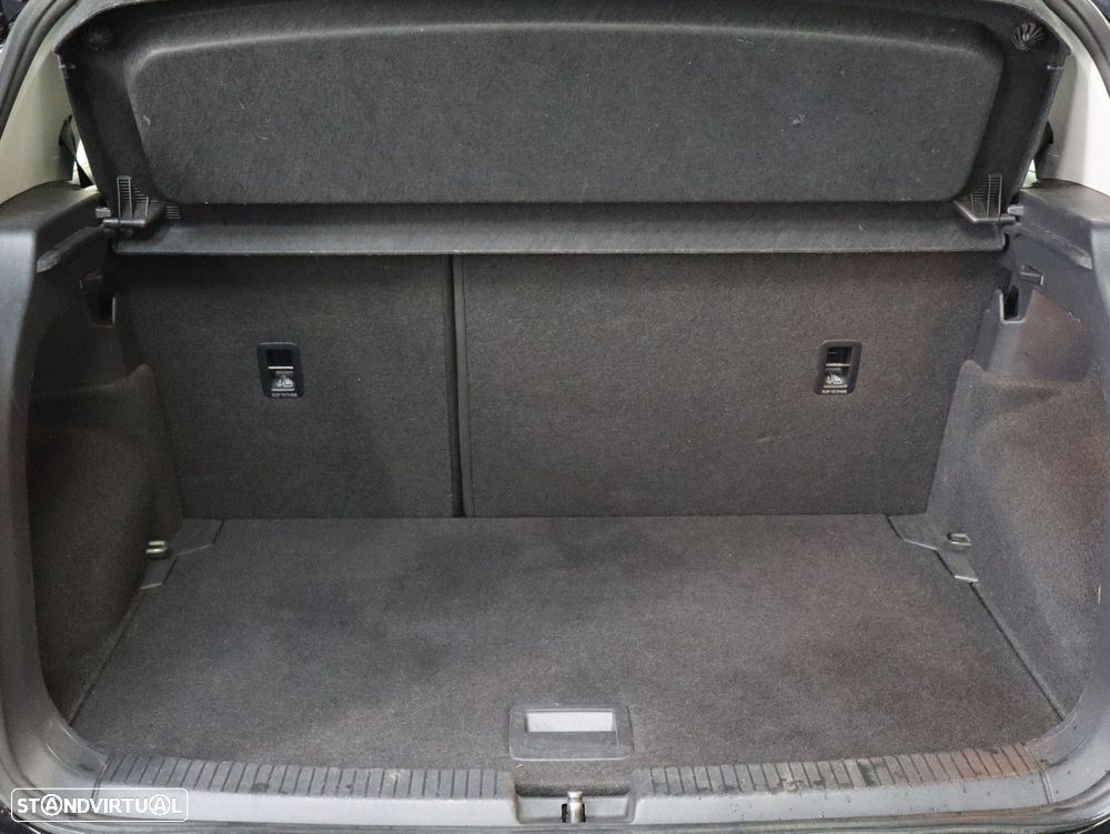 VW T-Cross 1.0 TSI Life - 17