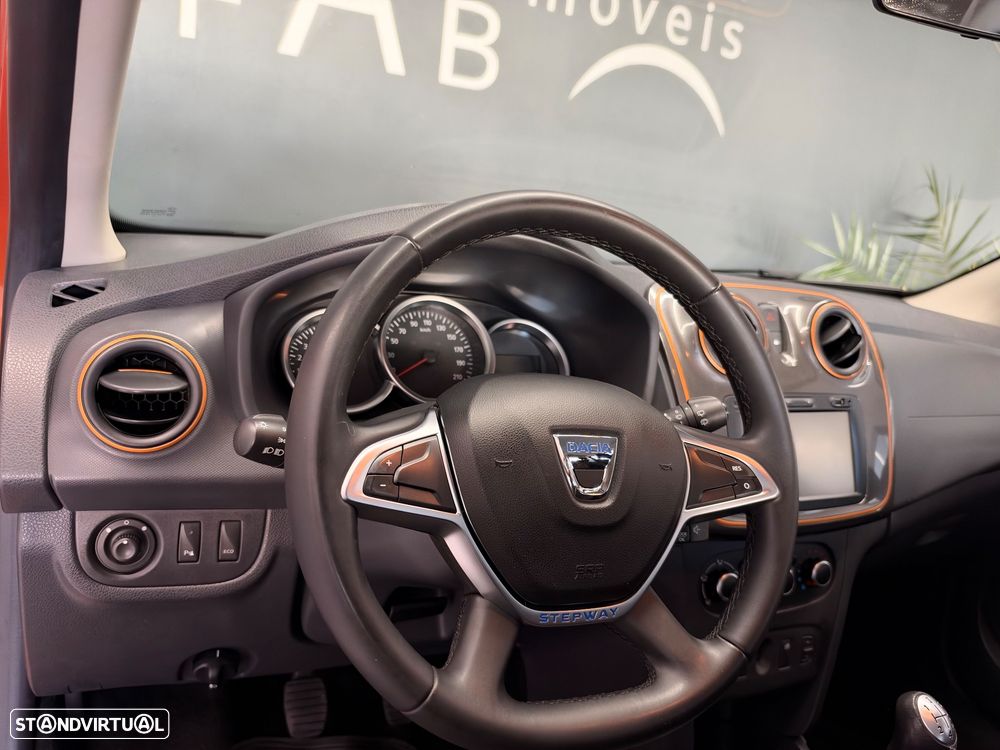 Dacia Sandero Stepway TCe 90 Prestige - 12