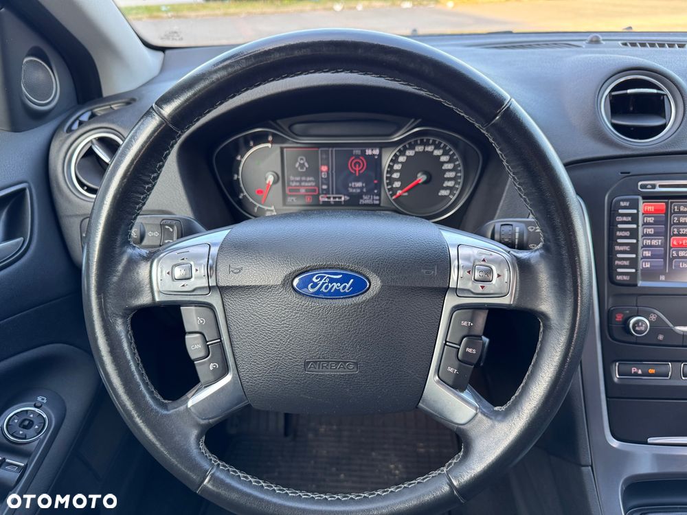 Ford Mondeo 2.0 TDCi Titanium - 24