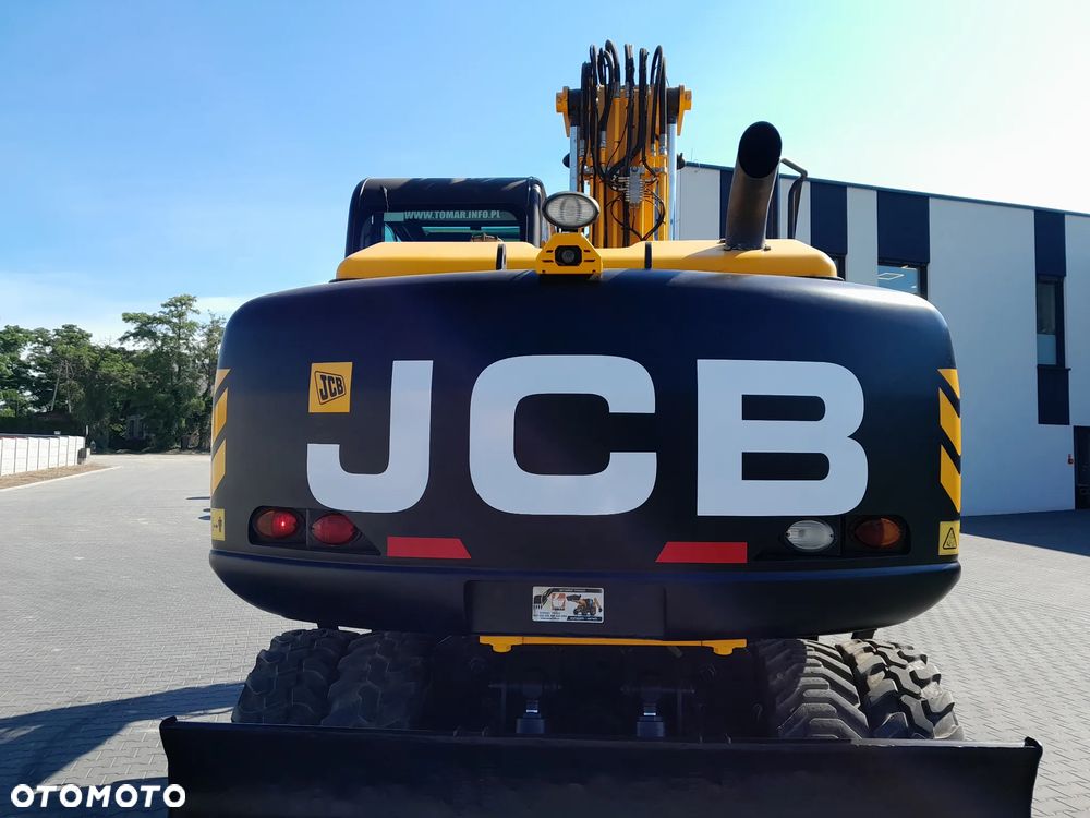 JCB JS 145 W - 14