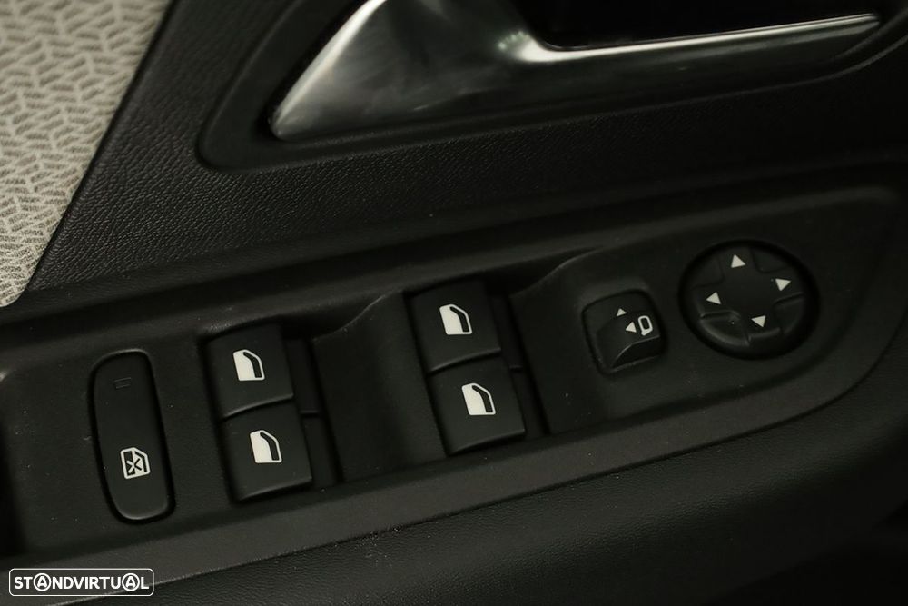 Citroën C4 1.2 PureTech Plus EAT8 - 20