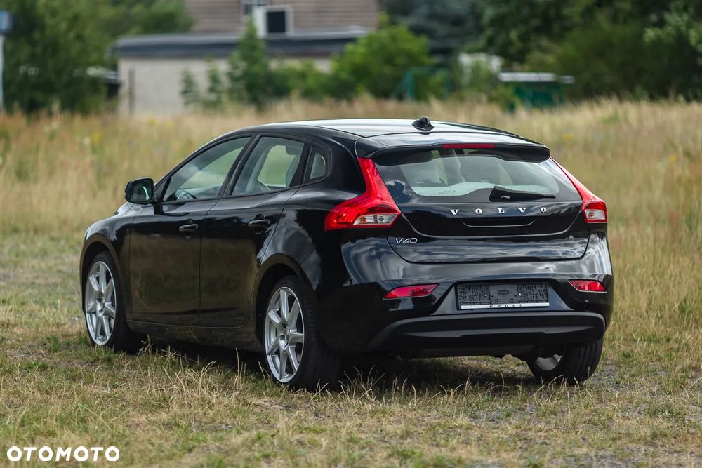 Volvo V40 T2 - 13