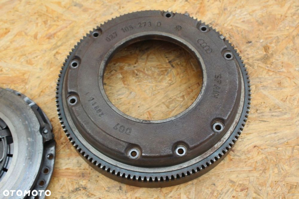 Sprzęgło AUDI VW SKODA SEAT 1.6 8v 027105273D kompletne oryginał BENZYNA - 3