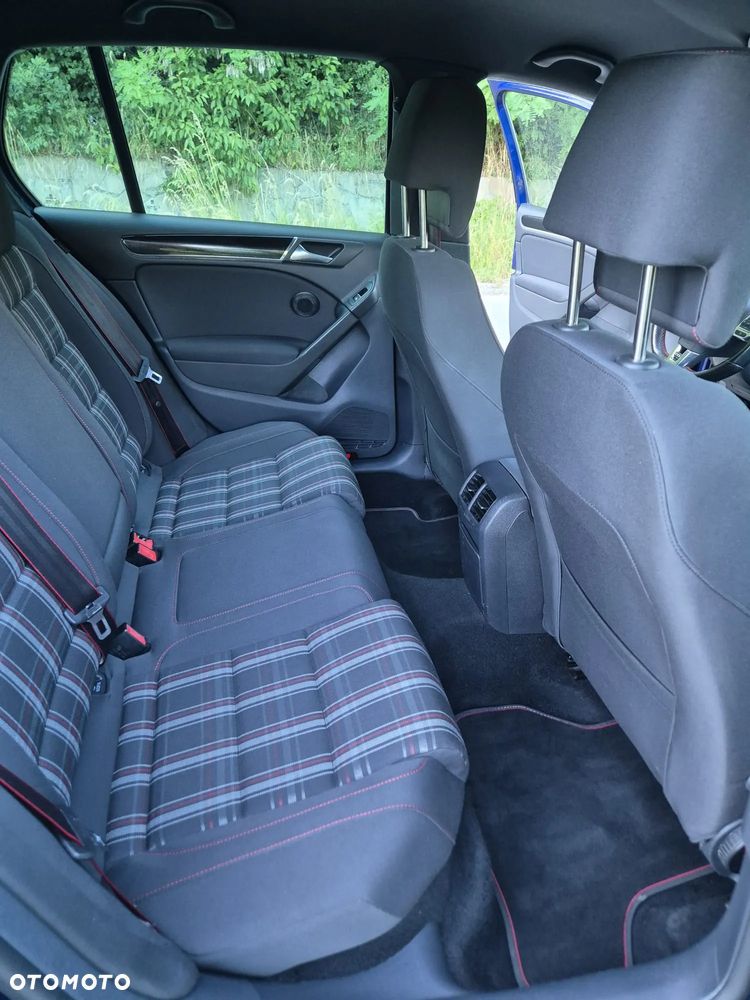Volkswagen Golf 2.0 GTI DSG Edition 35 - 7