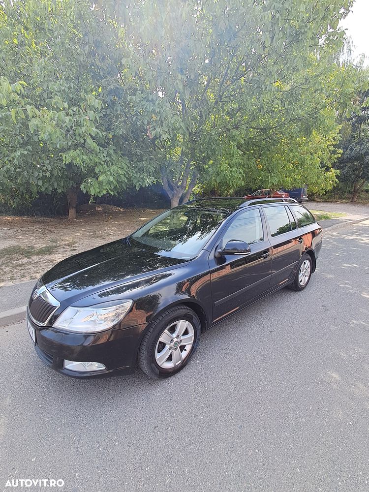 Skoda Octavia 1.6 TDI DPF Active Green tec - 1