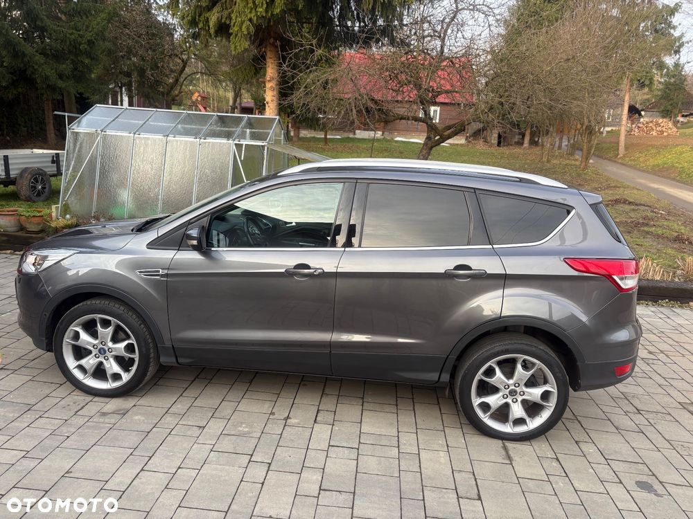 Ford Kuga 2.0 TDCi 4x4 Titanium - 34