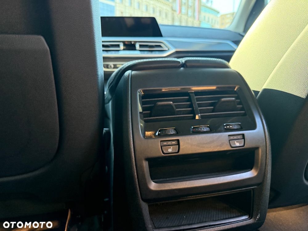 BMW X5 xDrive45e sport - 19
