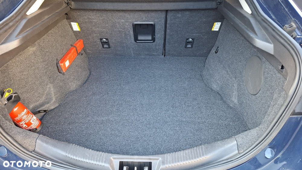 Ford Mondeo - 22