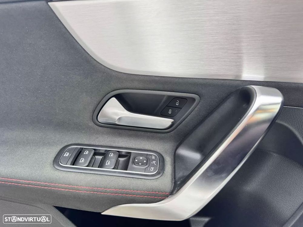 Mercedes-Benz A 180 d AMG Line Aut. - 24