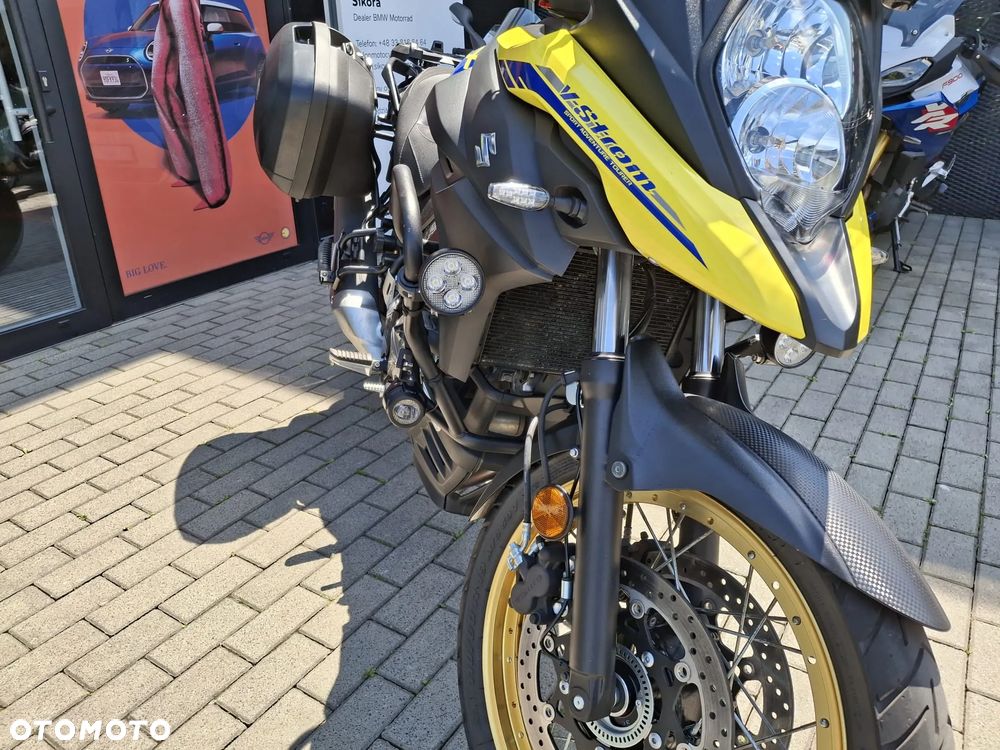 Suzuki V-STROM - 2
