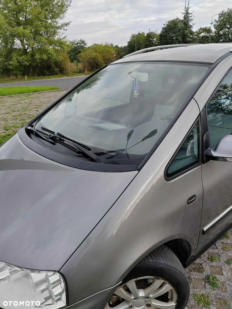 Volkswagen Sharan - 11