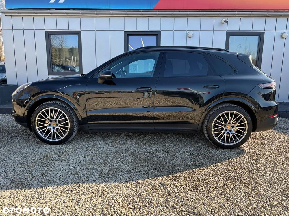 Porsche Cayenne Platinum Edition - 2