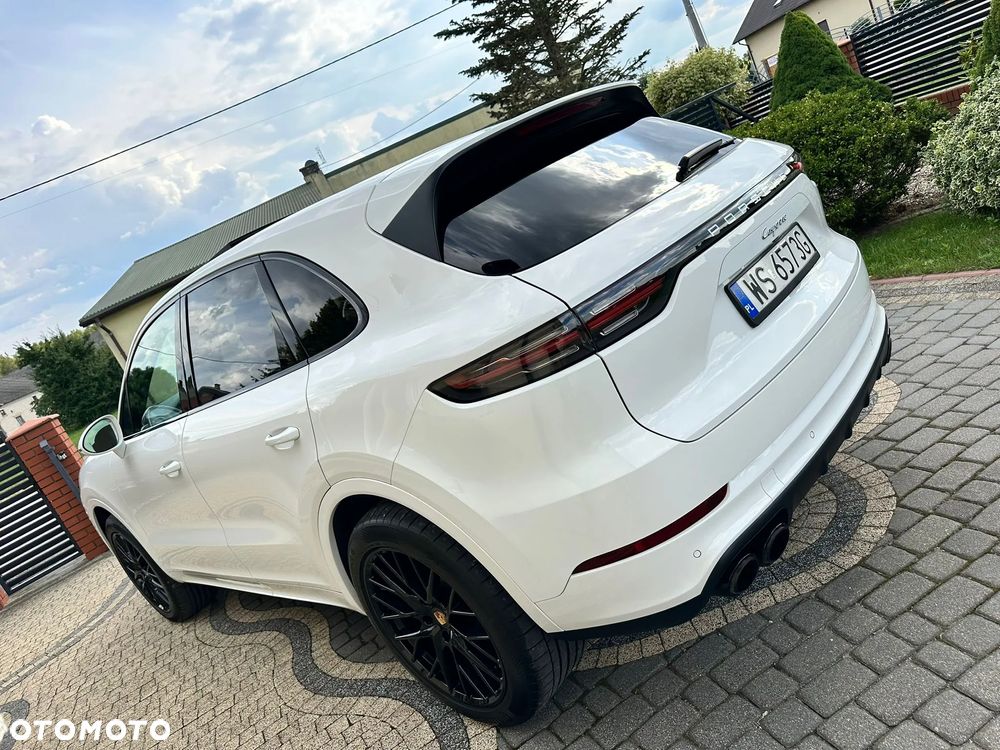Porsche Cayenne - 7