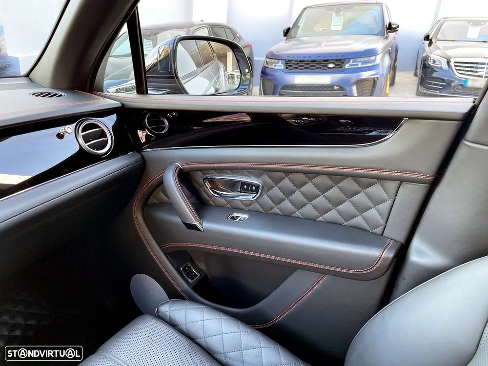 Bentley Bentayga V8 - 23