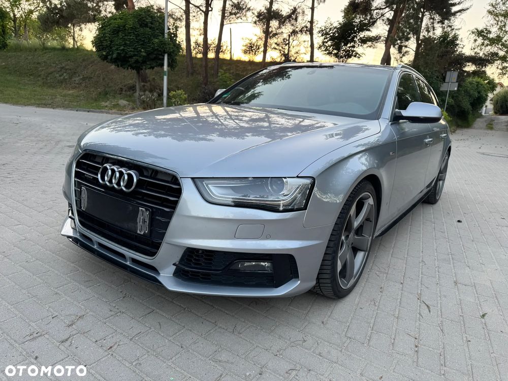 Audi A4 Avant 2.0 TDI DPF quattro S line Sportpaket - 5