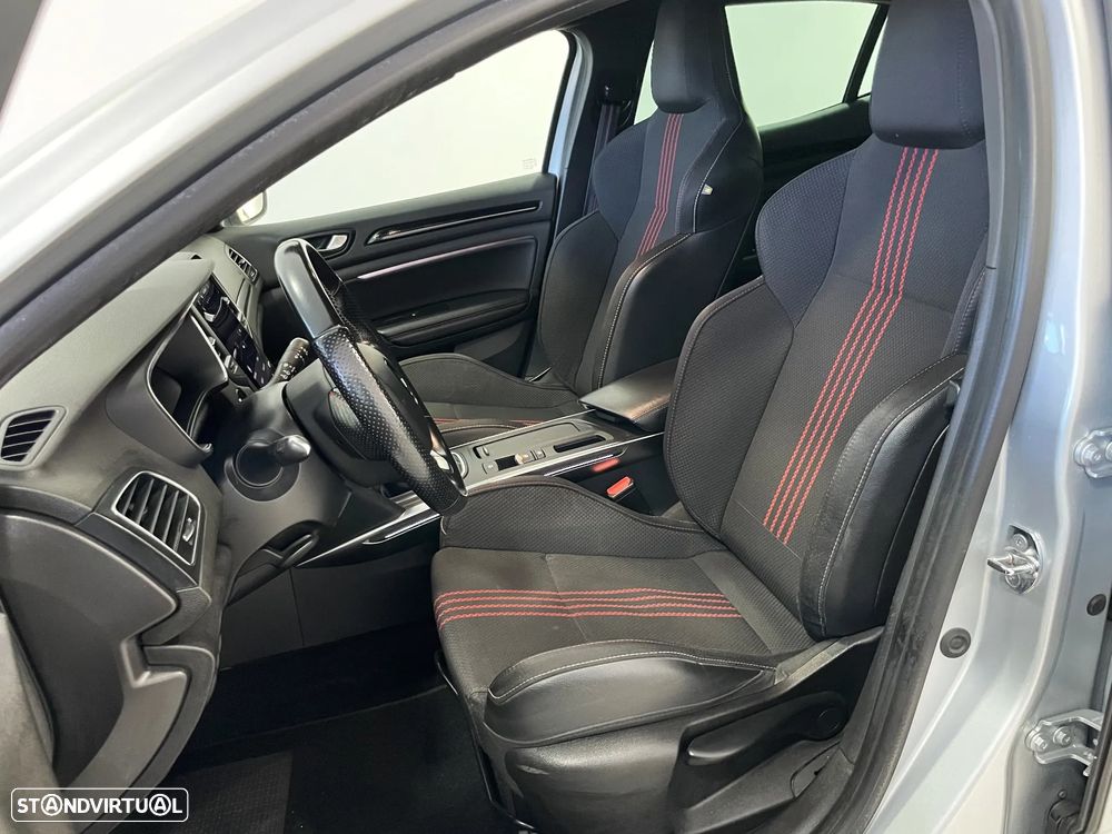 Renault Mégane 1.5 Blue dCi R.S. Line - 19
