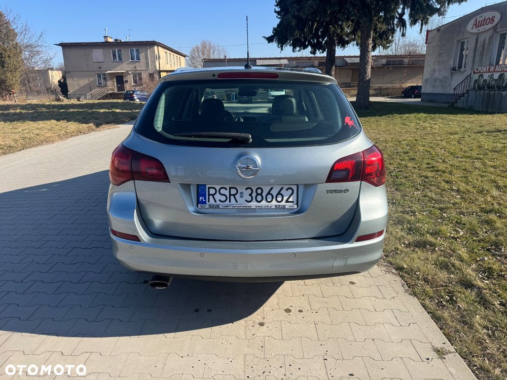 Opel Astra 1.4 Turbo Innovation - 4