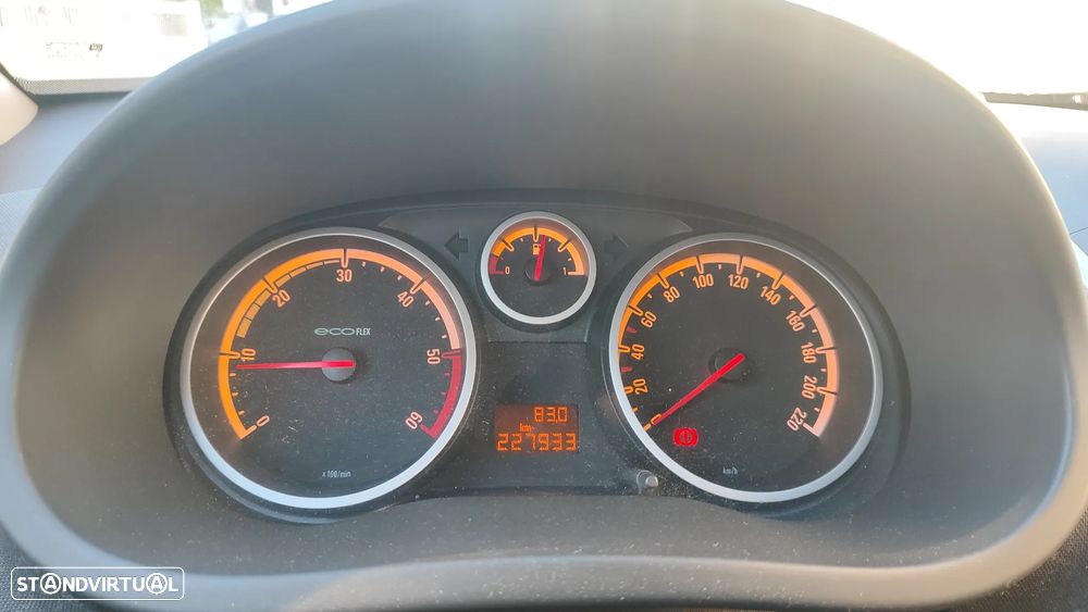 Opel Corsa 1.3 CDTI Enjoy EcoFLEX - 10