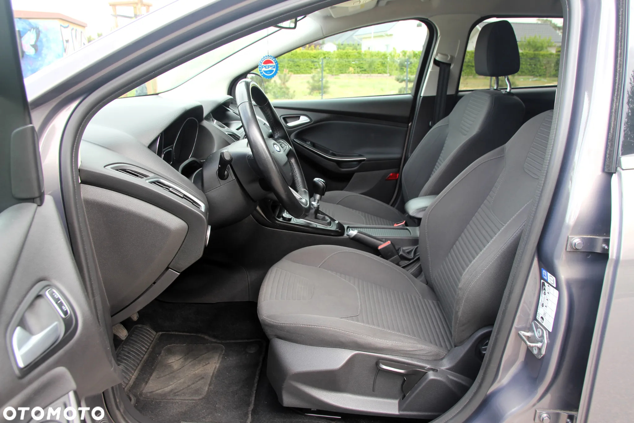 Ford Focus - 17