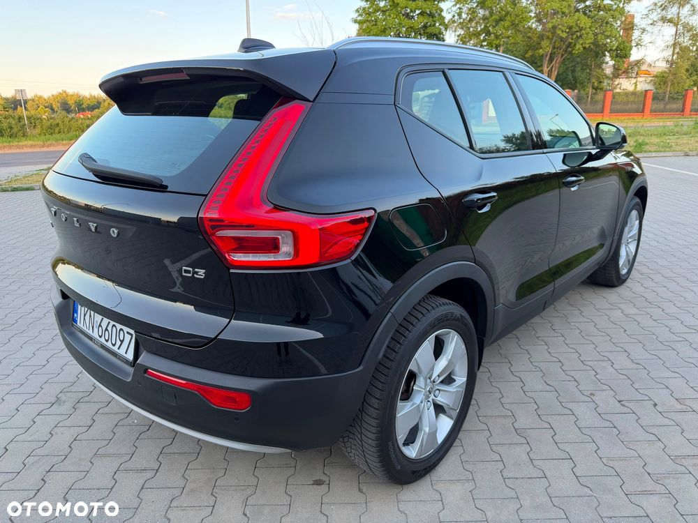 Volvo XC 40 D3 Momentum Pro - 8