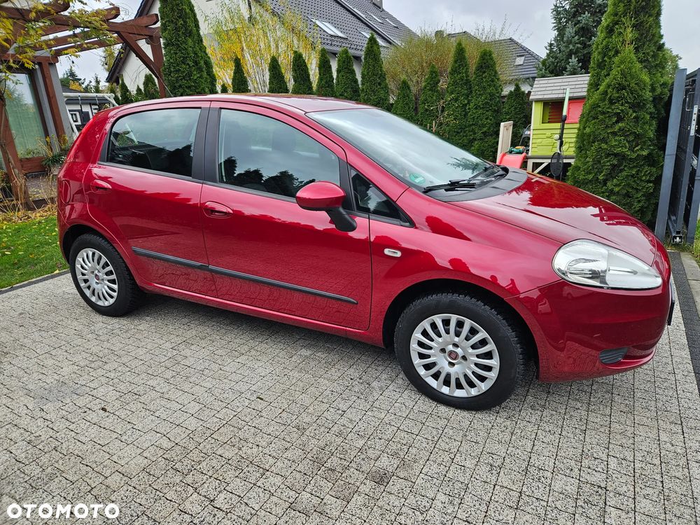 Fiat Punto ver-1-4-easy-s-s - 4