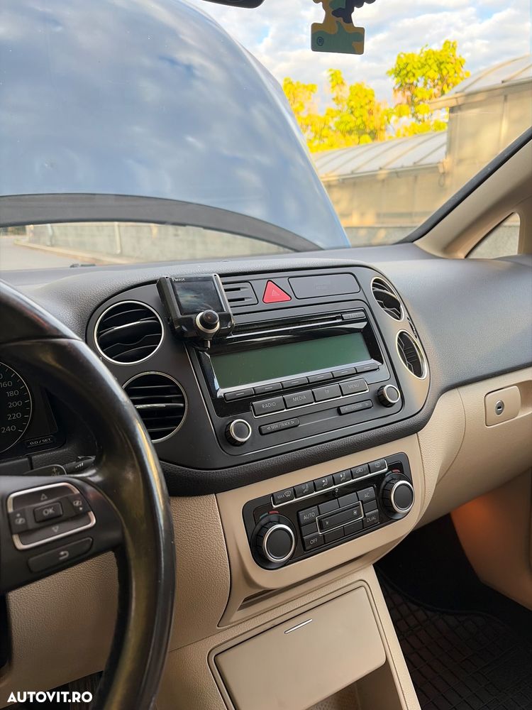 Volkswagen Golf Plus - 9