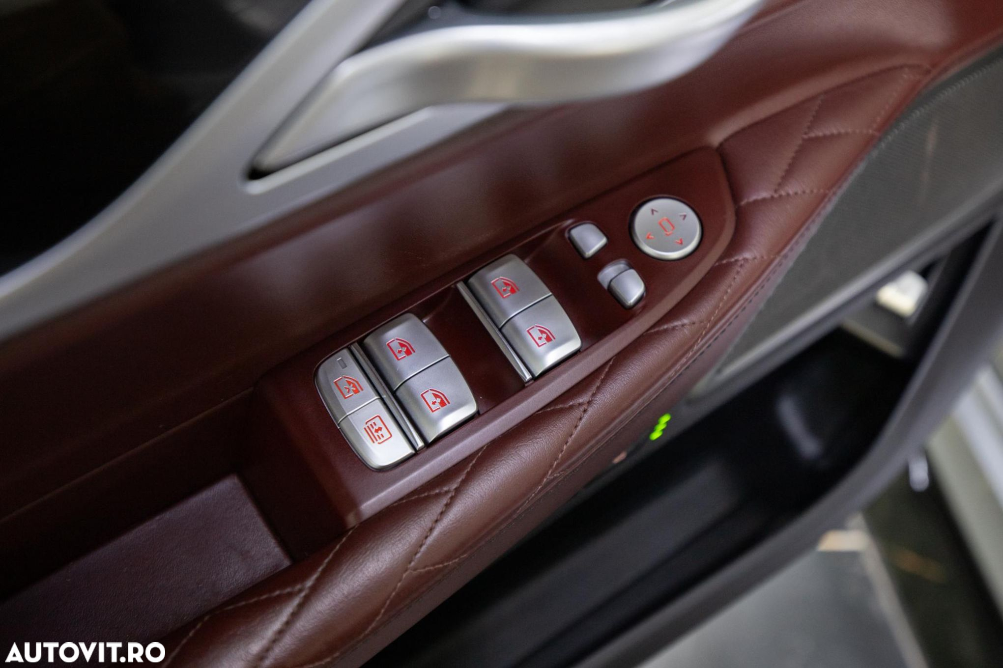 BMW Seria 7 - 32