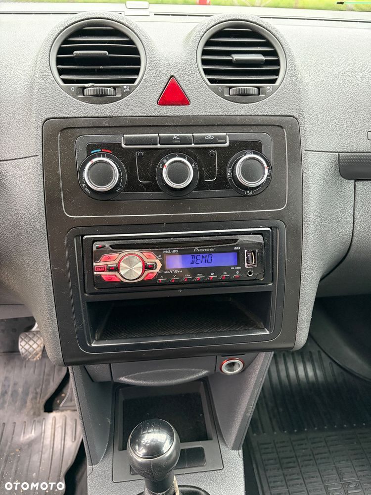 Volkswagen Caddy - 13