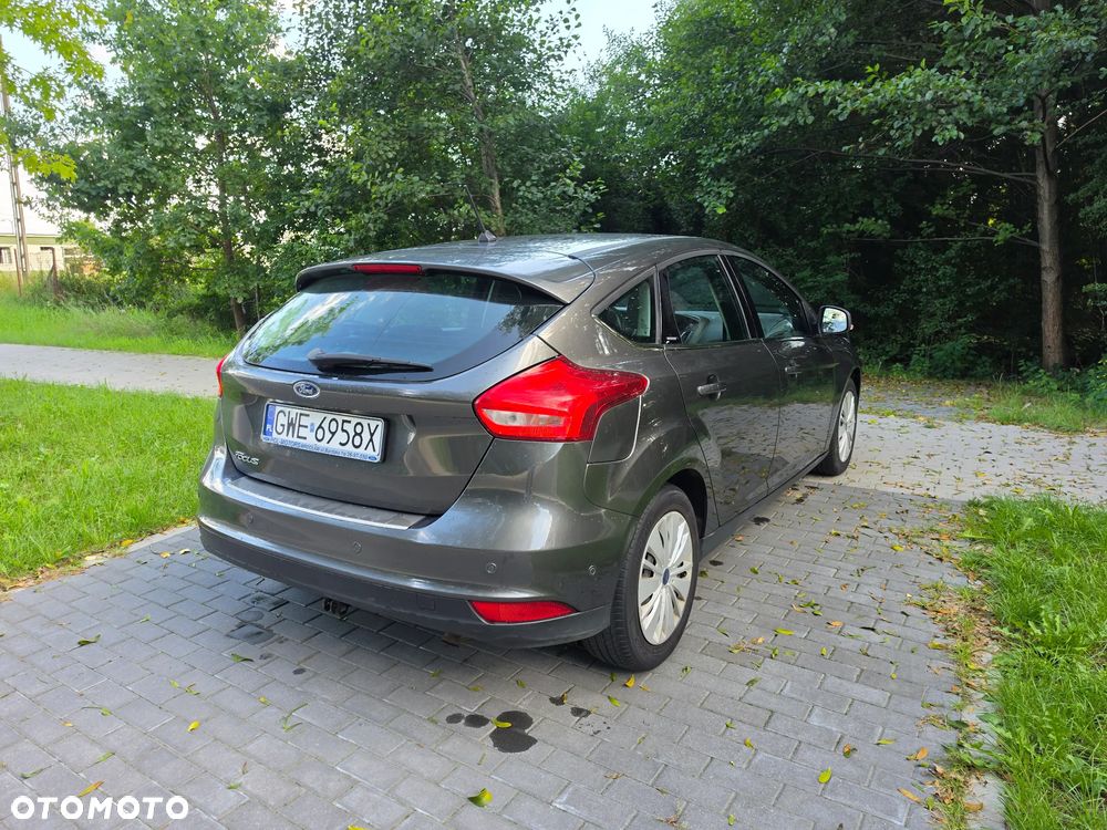 Ford Focus 1.6 SYNC Edition - 14