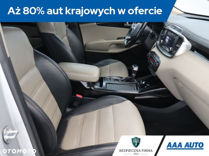Kia Sorento - 11