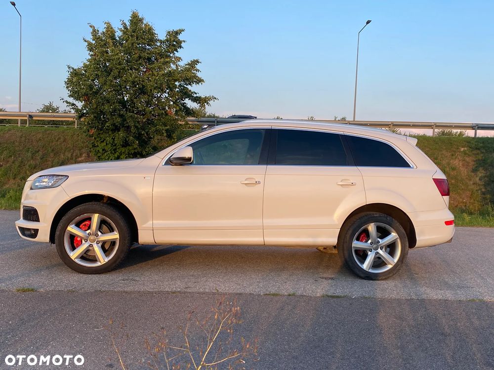 Audi Q7 3.0 TFSI Quattro Tiptronic - 16