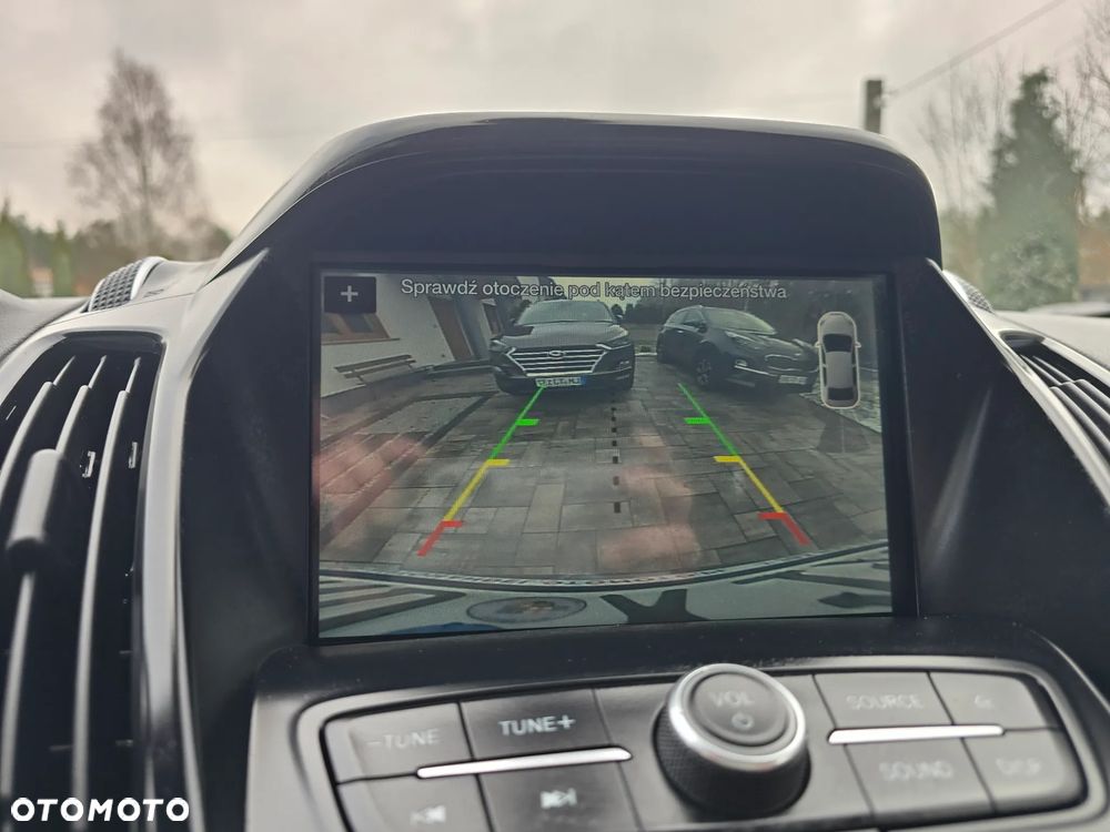 Ford Kuga 2.0 TDCi 4x2 ST-Line - 36