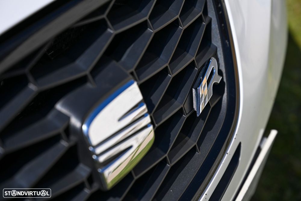 SEAT Leon 2.0 TSI Cupra R - 24