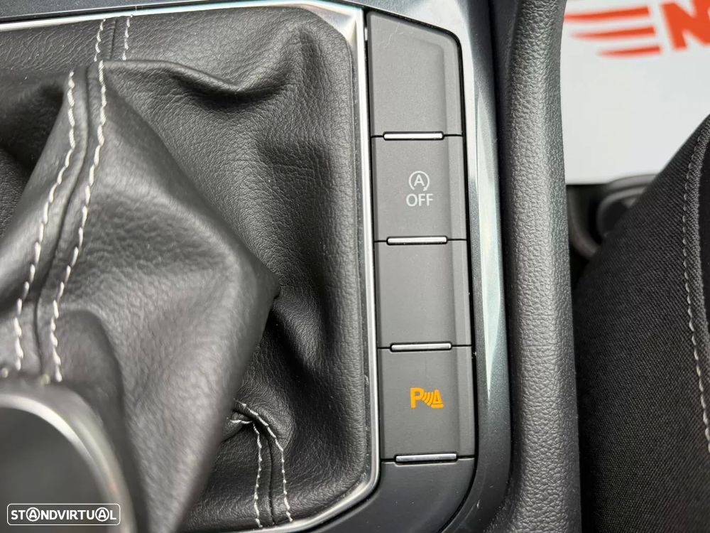 VW Tiguan 2.0 TDI R-Line DSG - 13