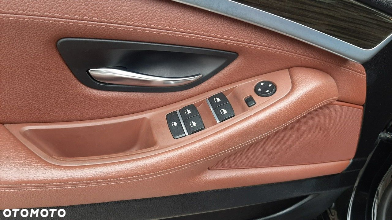 BMW Seria 5 - 12