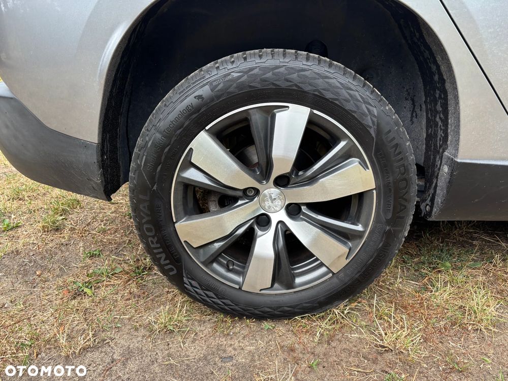 Peugeot 2008 1.6 BlueHDi Style S&S - 8